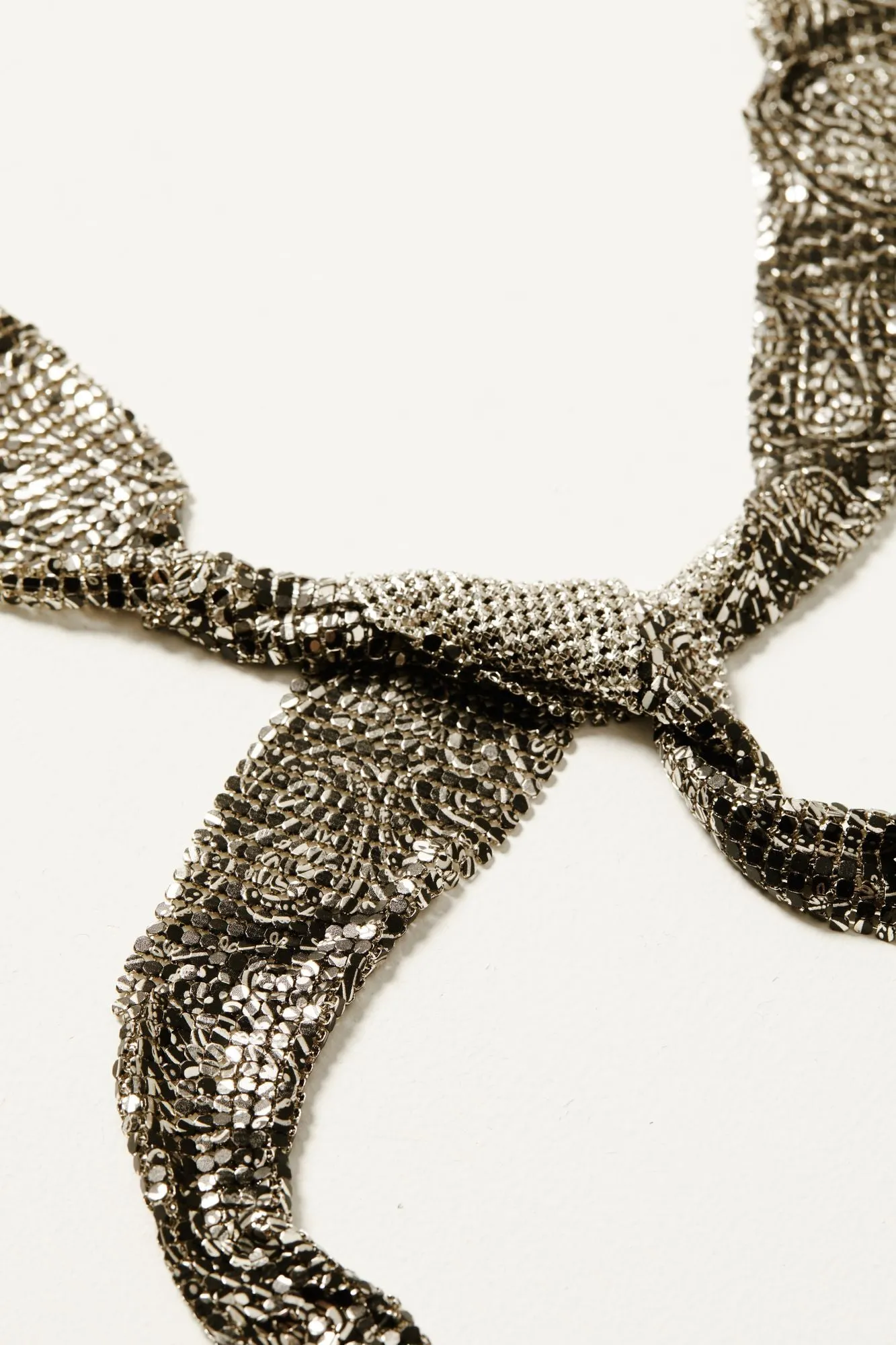 Cardiff Mesh Scarf Necklace