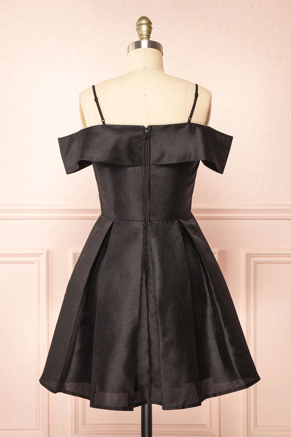 Fuengi Black | Off-Shoulder Short Dress