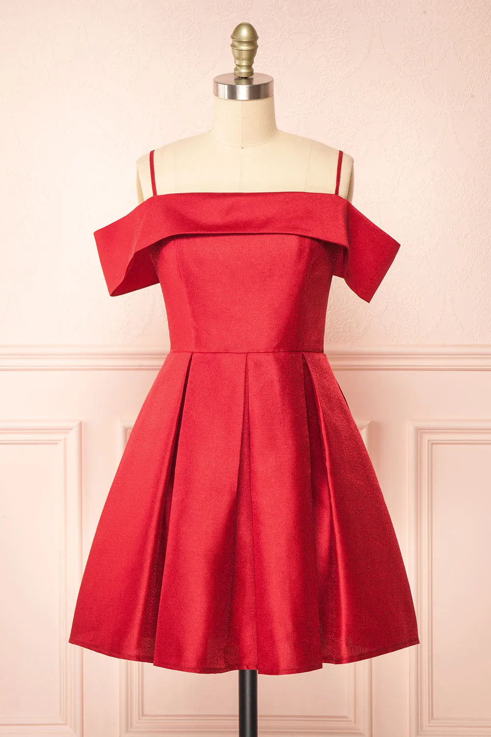 Fuengi Burgundy | Off-Shoulder Short Dress